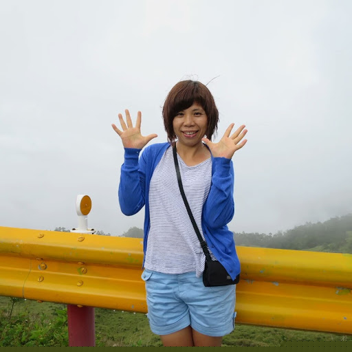 邱麗文